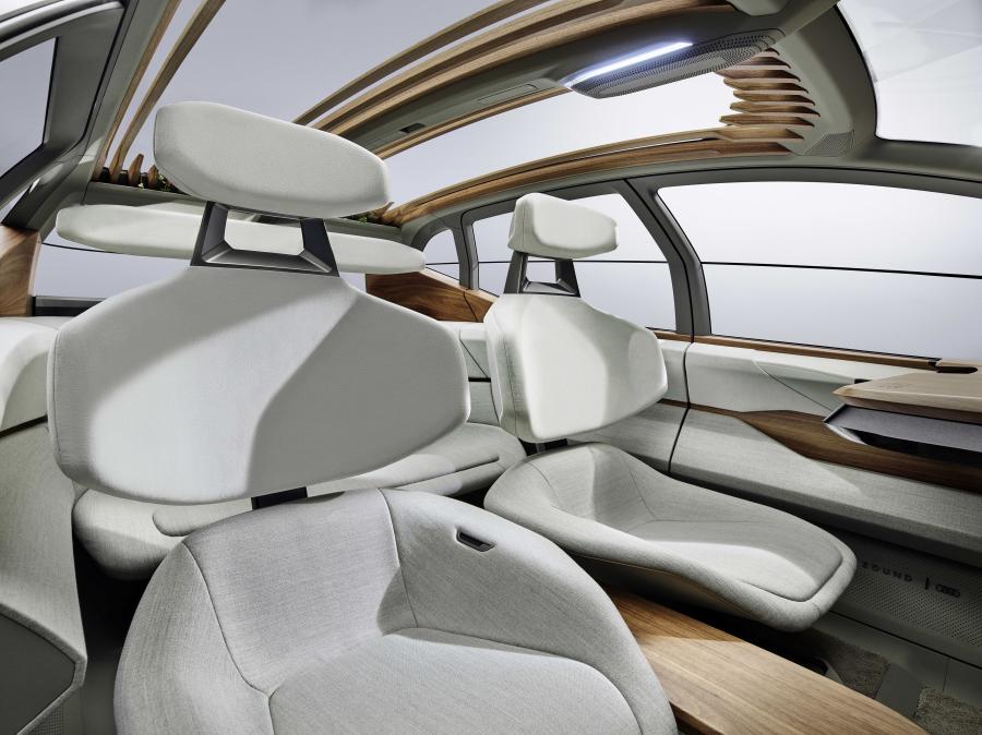 Интерьер Audi AI:ME 2019 года  (фото 22 из 104)